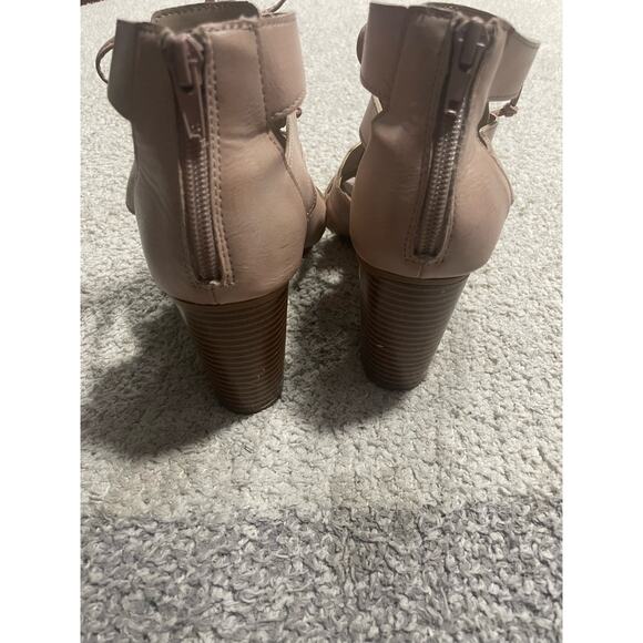 Rampage Women's Size 8 1/2 Valerie Strappy Heel Sandals Tan - Picture 8 of 16